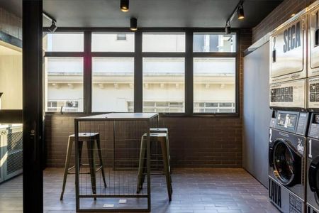 Studio para alugar com 20m², 1 quarto e sem vaga Studio para alugar com 20m², 1 quarto e sem vagaLavanderia