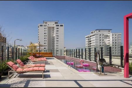 Studio para alugar com 20m², 1 quarto e sem vaga Studio para alugar com 20m², 1 quarto e sem vagaPiscina