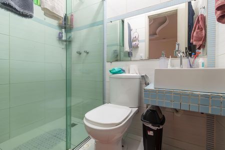 Casa para alugar com 220m², 4 quartos e 2 vagas Casa para alugar com 220m², 4 quartos e 2 vagasBanheiro Social 1
