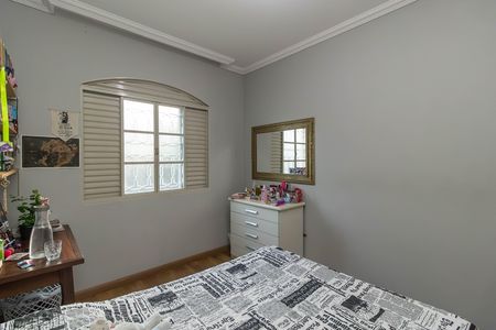 Casa para alugar com 220m², 4 quartos e 2 vagas Casa para alugar com 220m², 4 quartos e 2 vagasQuarto 1