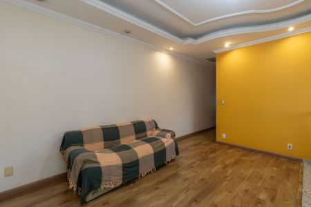 Sala 2 de casa para alugar com 4 quartos, 200m² em Planalto, Belo Horizonte