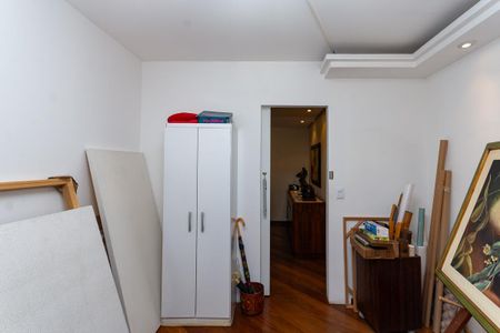 Apartamento à venda com 117m², 4 quartos e 2 vagas Apartamento à venda com 117m², 4 quartos e 2 vagasQuarto 1
