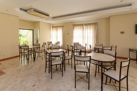 Apartamento à venda com 117m², 4 quartos e 2 vagas Apartamento à venda com 117m², 4 quartos e 2 vagasÁrea Comum