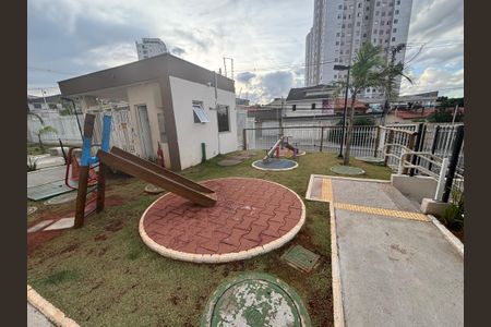 Apartamento para alugar com 34m², 2 quartos e sem vagaÁrea comum - Playground