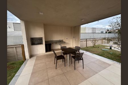 Apartamento para alugar com 34m², 2 quartos e sem vagaÁrea comum - Churrasqueira