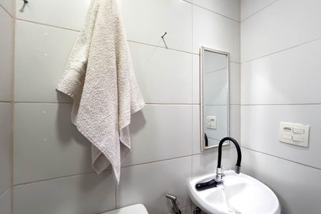 Apartamento à venda com 55m², 3 quartos e 1 vaga Apartamento à venda com 55m², 3 quartos e 1 vagaBanheiro do quarto 1