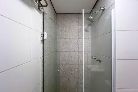 Banheiro de apartamento à venda com 3 quartos, 55m² em Liberdade, São Paulo