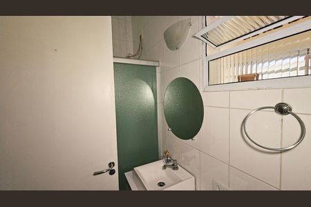 Casa de condomínio à venda com 131m², 3 quartos e 2 vagas