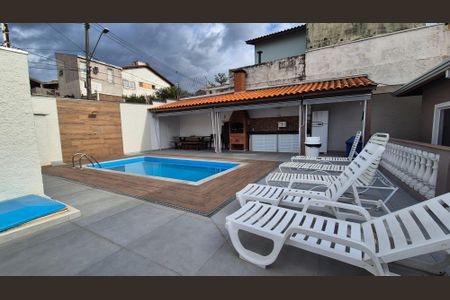 Casa de condomínio à venda com 131m², 3 quartos e 2 vagas