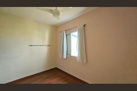 Casa de condomínio à venda com 131m², 3 quartos e 2 vagas