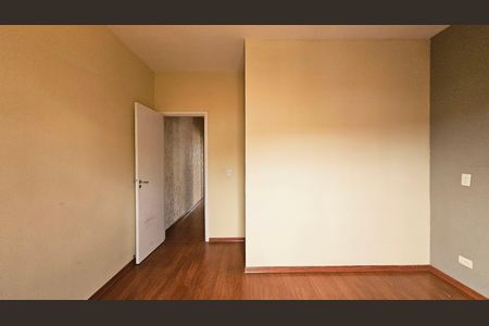 Casa de condomínio à venda com 131m², 3 quartos e 2 vagas