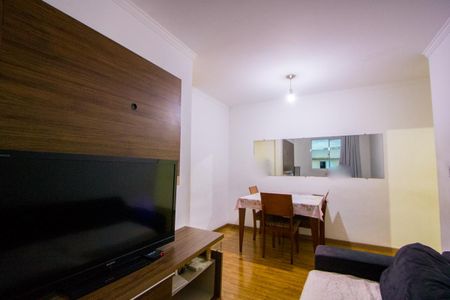 Sala de apartamento à venda com 2 quartos, 46m² em Vila Eldizia, Santo André