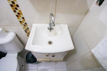 Apartamento à venda com 46m², 2 quartos e sem vaga Apartamento à venda com 46m², 2 quartos e sem vagaBanheiro