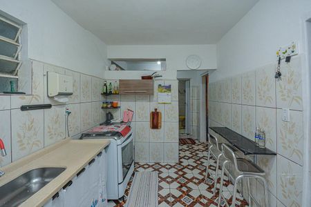 Casa à venda com 250m², 2 quartos e 2 vagas