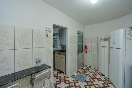 Casa à venda com 250m², 2 quartos e 2 vagas