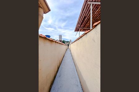 Casa para alugar com 84m², 2 quartos e 1 vagaÁrea externa