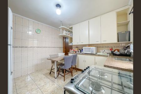 Casa à venda com 125m², 3 quartos e 2 vagasCozinha