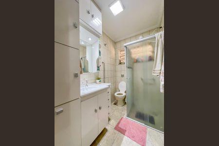 Casa à venda com 125m², 3 quartos e 2 vagasBanheiro