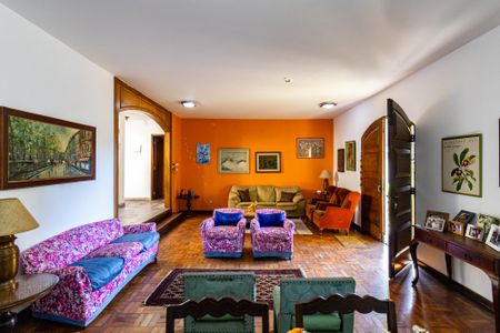 Sala de casa para alugar com 4 quartos, 220m² em Jardim Leonor, São Paulo