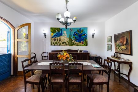 Sala de casa para alugar com 4 quartos, 220m² em Jardim Leonor, São Paulo