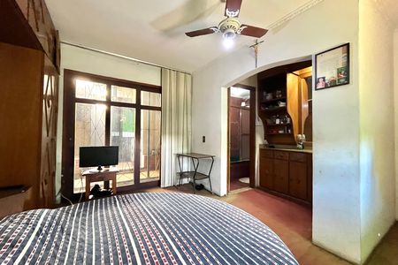 Casa para alugar com 177m², 5 quartos e 2 vagas Casa para alugar com 177m², 5 quartos e 2 vagasSuite