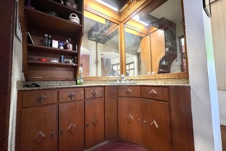 Casa para alugar com 177m², 5 quartos e 2 vagas Casa para alugar com 177m², 5 quartos e 2 vagasBanheiro da Suíte