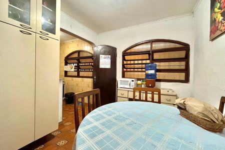 Casa para alugar com 177m², 5 quartos e 2 vagas Casa para alugar com 177m², 5 quartos e 2 vagasCozinha