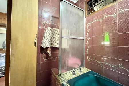 Casa para alugar com 177m², 5 quartos e 2 vagas Casa para alugar com 177m², 5 quartos e 2 vagasBanheiro da Suíte