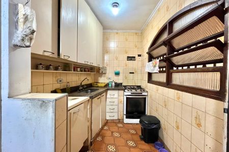Casa para alugar com 177m², 5 quartos e 2 vagas Casa para alugar com 177m², 5 quartos e 2 vagasCozinha