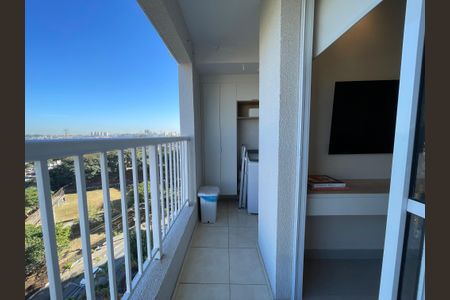 Apartamento à venda com 42m², 2 quartos e 1 vaga Apartamento à venda com 42m², 2 quartos e 1 vagaVaranda