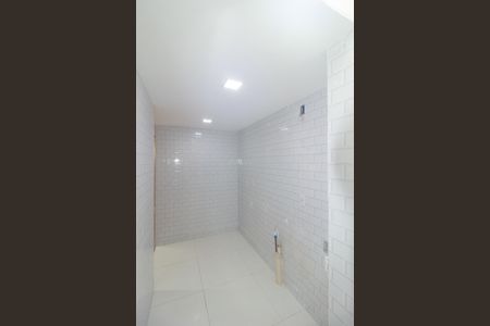 Apartamento para alugar com 45m², 2 quartos e 1 vaga Apartamento para alugar com 45m², 2 quartos e 1 vagaCozinha e Área de Serviço