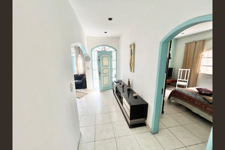 Casa para alugar com 120m², 2 quartos e 3 vagas Casa para alugar com 120m², 2 quartos e 3 vagasSala