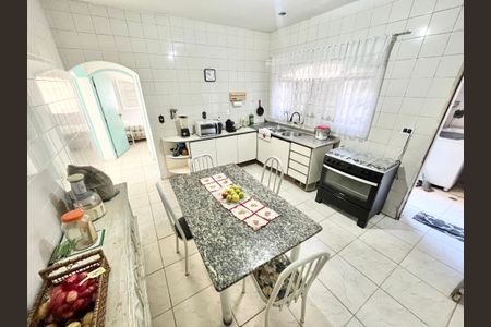Casa para alugar com 120m², 2 quartos e 3 vagas Casa para alugar com 120m², 2 quartos e 3 vagasCozinha