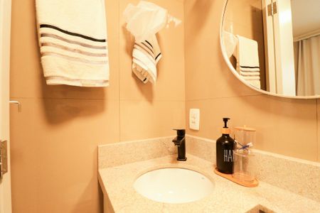 Apartamento à venda com 68m², 2 quartos e 1 vagaBanheiro da Suíte 2