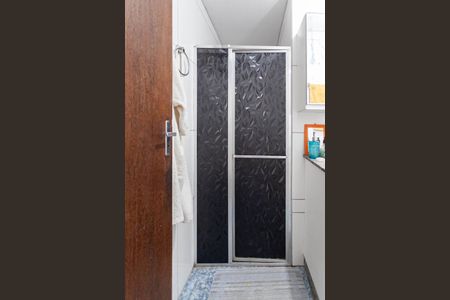 Apartamento à venda com 68m², 2 quartos e 1 vaga Apartamento à venda com 68m², 2 quartos e 1 vagaBanheiro social