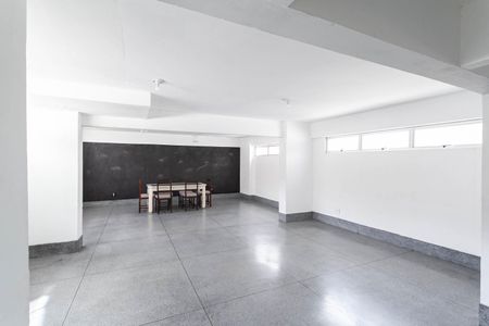 Apartamento à venda com 68m², 2 quartos e 1 vaga Apartamento à venda com 68m², 2 quartos e 1 vagaÁrea comum - Salão de festas