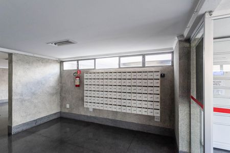 Apartamento à venda com 68m², 2 quartos e 1 vaga Apartamento à venda com 68m², 2 quartos e 1 vagaHall social