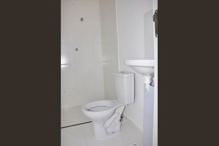 Kitnet / studio - Banheiro Social de kitnet/studio para alugar com 1 quarto, 17m² em Jardim Jaragua, São Paulo
