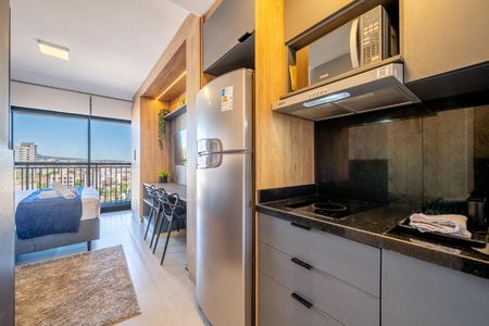 Cozinha de kitnet/studio para alugar com 1 quarto, 26m² em Boa Vista, Porto Alegre