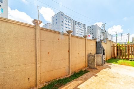 Apartamento à venda com 42m², 2 quartos e sem vagaÁrea comum