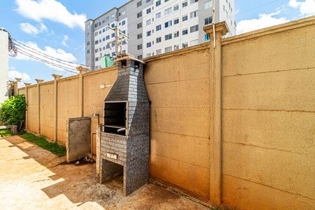 Apartamento à venda com 42m², 2 quartos e sem vagaÁrea comum