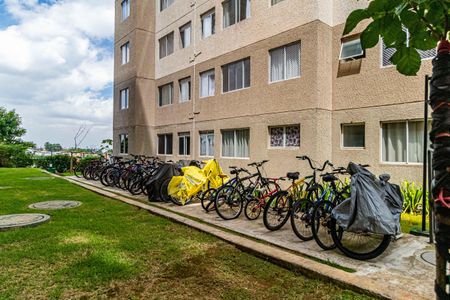 Apartamento à venda com 42m², 2 quartos e sem vagaÁrea comum