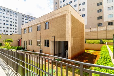 Apartamento à venda com 42m², 2 quartos e sem vagaÁrea comum