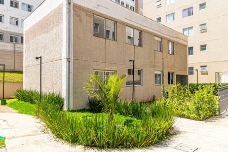 Apartamento à venda com 42m², 2 quartos e sem vagaÁrea comum