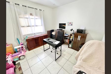 Casa para alugar com 120m², 2 quartos e 3 vagasQuarto 1
