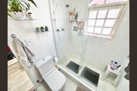 Casa para alugar com 120m², 2 quartos e 3 vagasBanheiro
