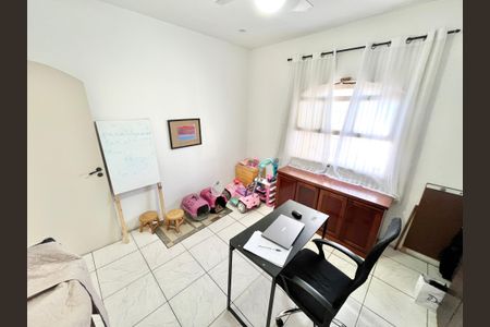 Casa para alugar com 120m², 2 quartos e 3 vagasQuarto 1
