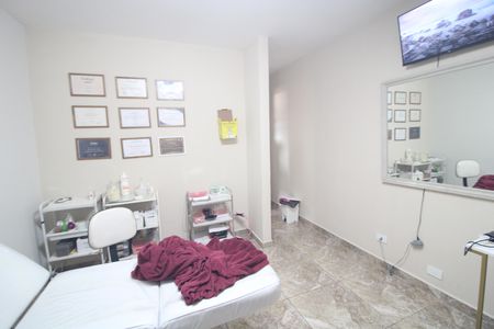 Casa à venda com 140m², 3 quartos e 3 vagasSuíte