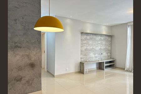 Apartamento para alugar com 107m², 3 quartos e 2 vagas