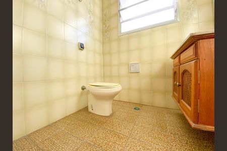 Casa à venda com 250m², 5 quartos e 5 vagas